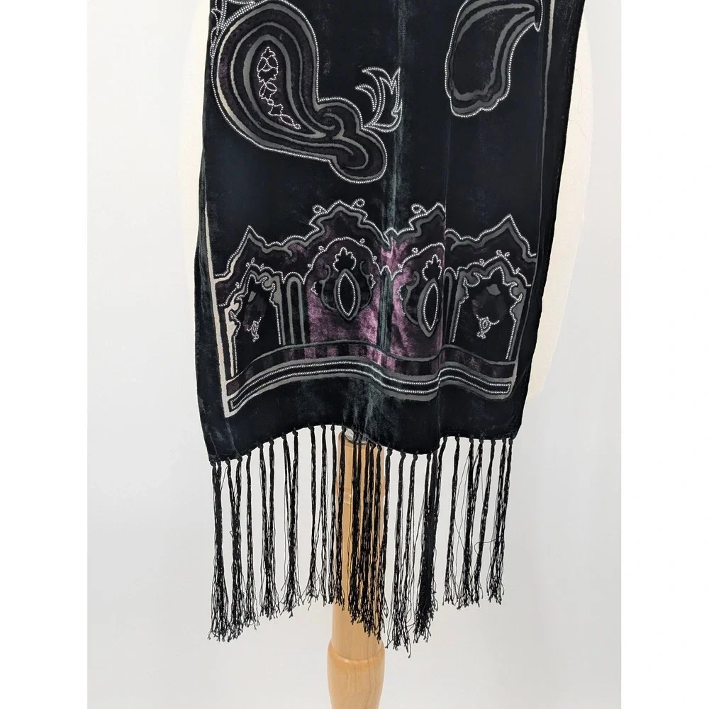 Draper's & Damon's Black Silk Rayon Velvet Paisley Scarf Shawl Fringe 71.5
